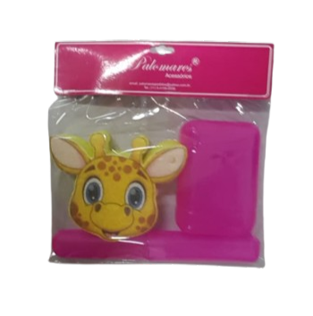 KIT BANHO INFANTIL GIRAFINHA - SABONETEIRA+PORTA-ESCOVA+BUCHA