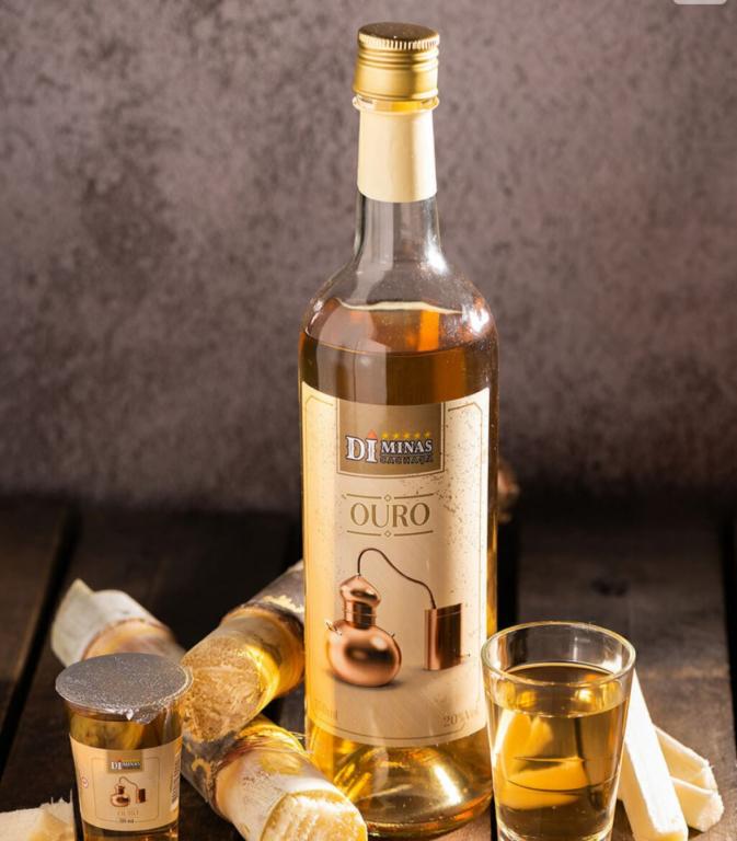 CACHAÇA DI MINAS OURO 750ML