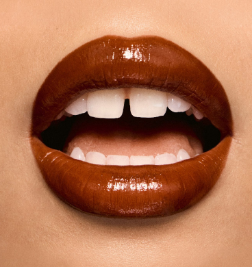 GLOSS LABIAL KISS ME CANELA ADAM MITCH