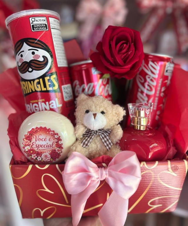 KIT PRESENTE KISSME COCA COLA