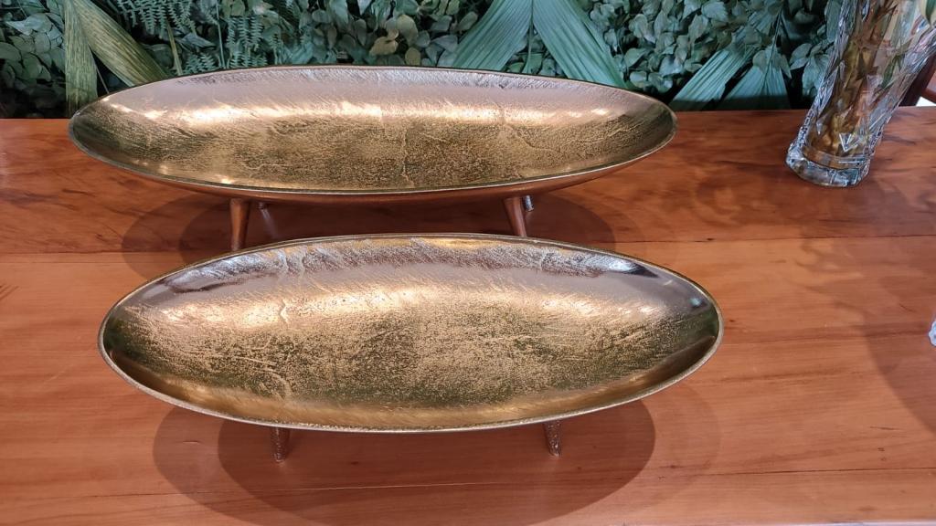 Centro de Mesa Dourado com Pé 11x15x37