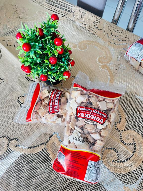 BISC SABORES DA FAZENDA GOIABINHA 20X270 GR