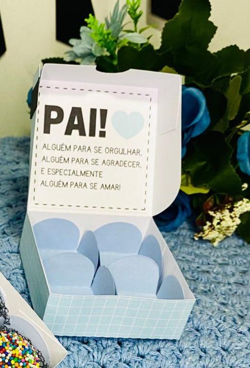 CAIXA P/4 BRIGADEIROS C/ FRASE DIA DOS PAIS