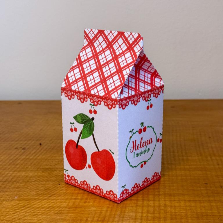 CX MILK CEREJA EM CAMADAS + LAÇO