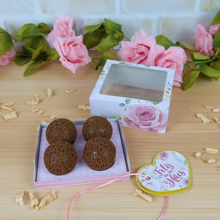 CX DIA DAS MÃES 4 BRIGADEIROS