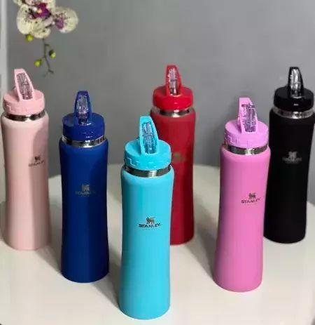 GARRAFA TÉRMICA 473ML COM CANUDO