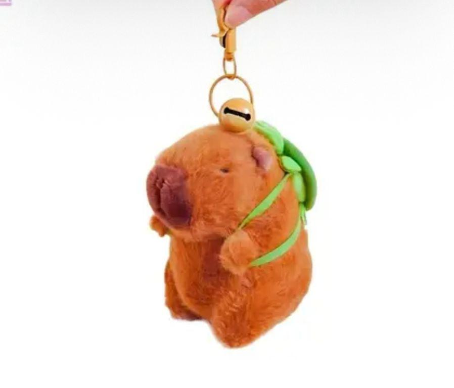 Chaveiro Capivara Fofa De Pelúcia Com Mochila