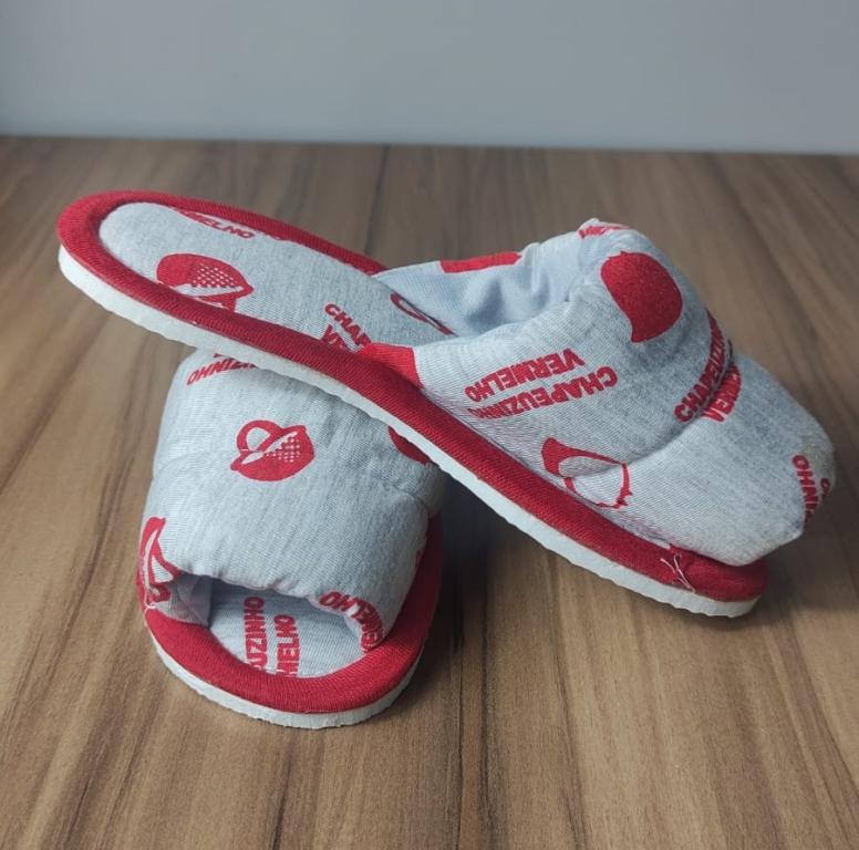 PANTUFA TAMANHO27/28 - ESTAMPA 007