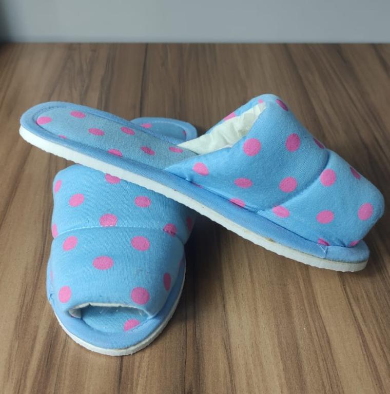 PANTUFA TAMANHO 39/40 - ESTAMPA 012