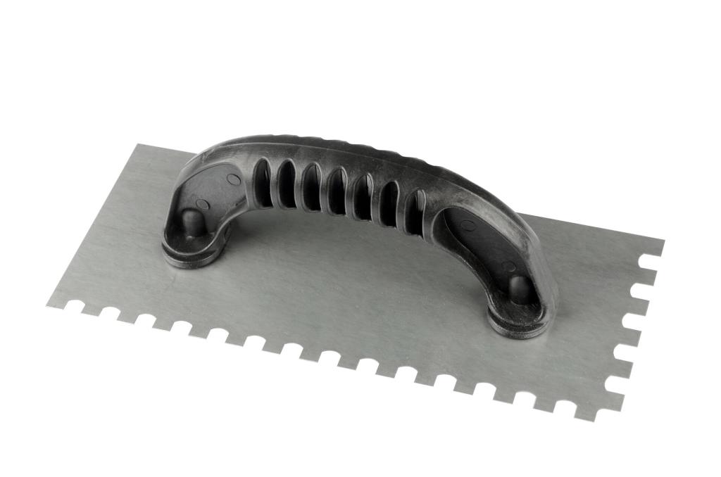 DESEMPENADEIRA DENTADA CABO PLASTICO 12X25CM