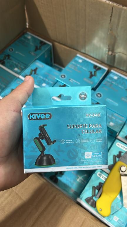 C42 SUPORTE VEICULAR KIVEE COM SUCÇÃO E GARRA KV-048