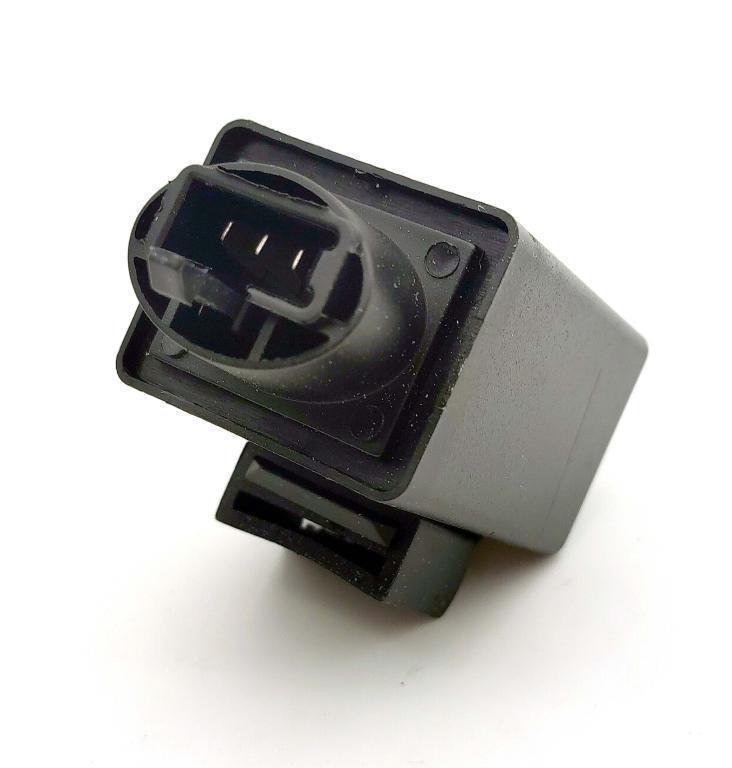 rele pisca 3-pino titan 02>04 fan 05>08 bros150 fan125 14>15