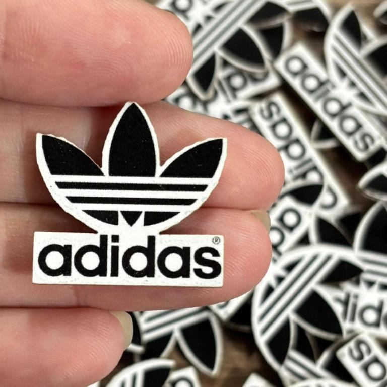 PA031 - ADESIVO ADIDAS (10 UNIDADES)