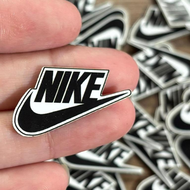 PA032 - ADESIVO NIKE (10 UNIDADES)