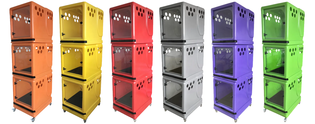 (SOB ENCOMENDA) CANIL ROTOMOLDADO PLENITUDE 3 LUGARES