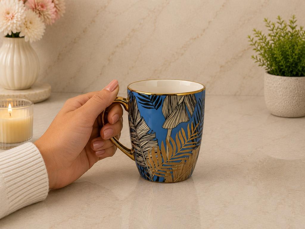 A Caneca de Porcelana Florida Sortida STR027, Caixa c/72 UN, colocar no carrinho somente múltiplos da caixa.