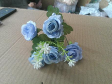H Flor Artificial BlueBarries c/ 5 Flores + 3 Folhas 29 cm MS418