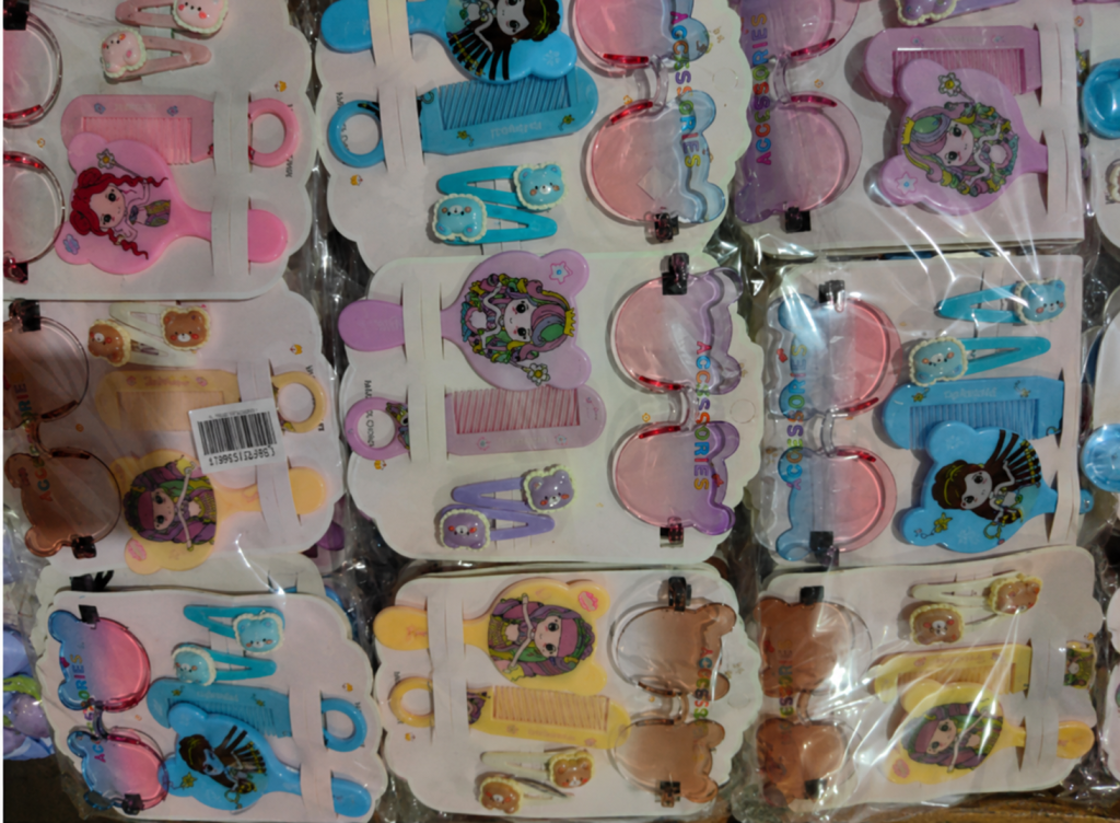 H Conjunto Óculos+Pente*Espelho+Tictac Modelo 7215348-1-5 Pac C/12 Conj,  Colocar no Carrinho Somente Multiplos do Pac.