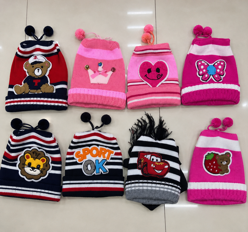 F Gorro Infantil Personagens Winter MF-BM-6014 Diversas Cores Pac C/12, Colocar no Carrinho Somente Multiplos do Pac.