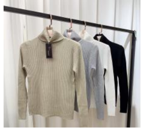 B Blusa Tricot Fem Juv 69,6% Viscose 30,3% Poliester Div Cores CX24UN. *Coloque No Carrinho Somente Multiplos Da Caixa*