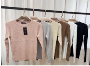 B Blusa Tricot Fem Juv 69,6% Viscose 30,3% Poliester Div Cores CX24UN. *Coloque No Carrinho Somente Multiplos Da Caixa*