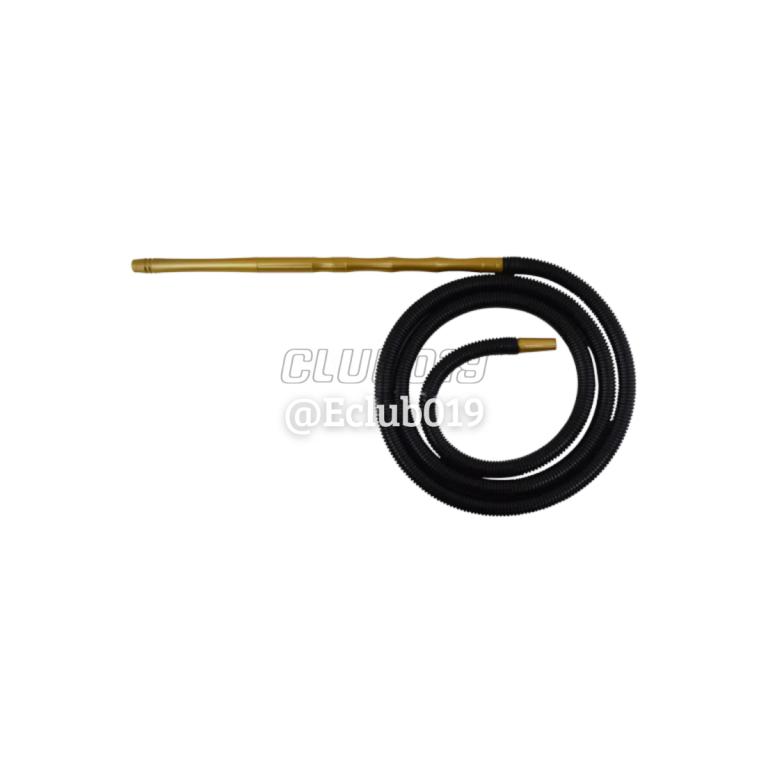 MANGUEIRA INVICTUS PLASTICO PRETO COM PITEIRA PLASTICO DOURADO
