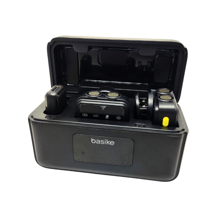 MICROFONE SEM FIO DE LAPELA COM SAÍDA TIPO C - BA-MIC003 - BASIKE