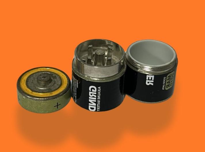 DICHAVADOR DE METAL / ZINCO PILHA 3 PARTES