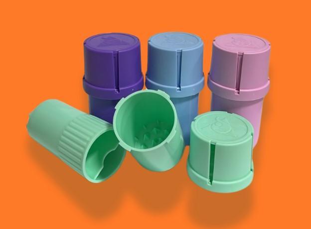 DICHAVADOR DE PLASTICO SQUADAFUM POTE GRINDER MIX 3 PARTES