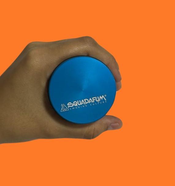 DICHAVADOR DE METAL PODEROSO SQUADAFUM AZUL 4 PARTES 51mm