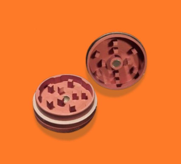 DICHAVADOR DE METAL PODEROSO SQUADAFUM MARROM 2 PARTES 44mm