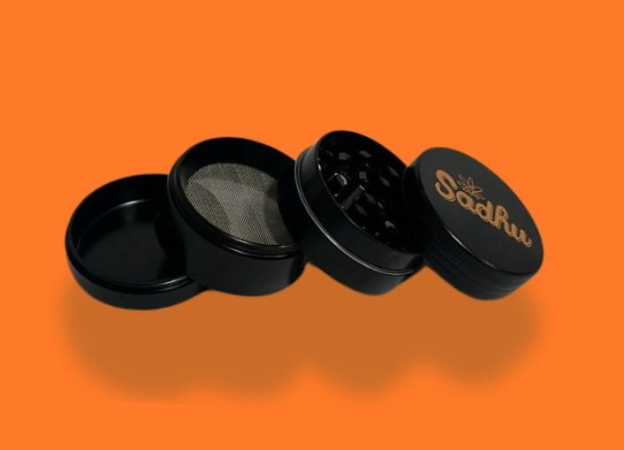 DICHAVADOR DE METAL SADHU PEQUENO 4 PARTES