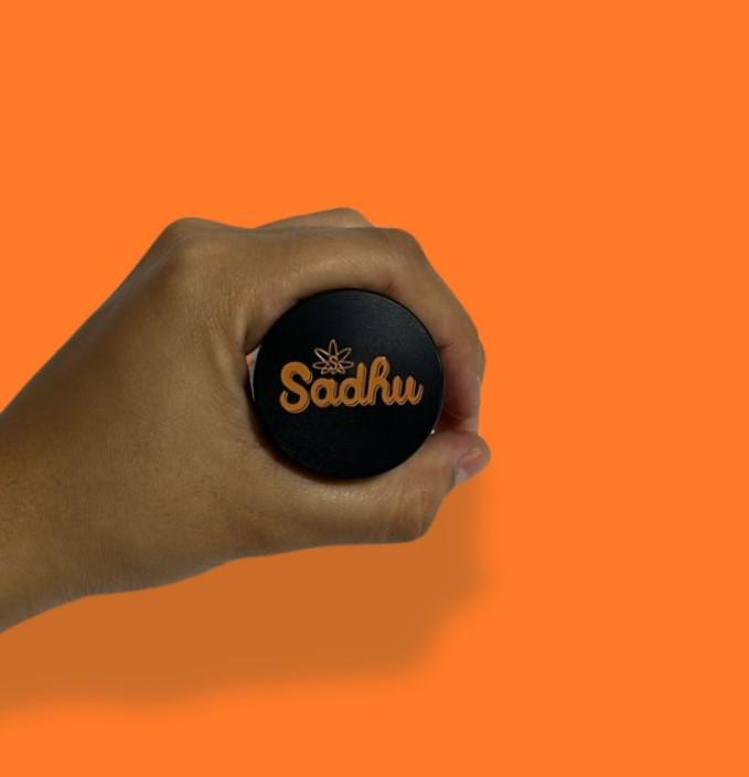 DICHAVADOR DE METAL SADHU PEQUENO 4 PARTES