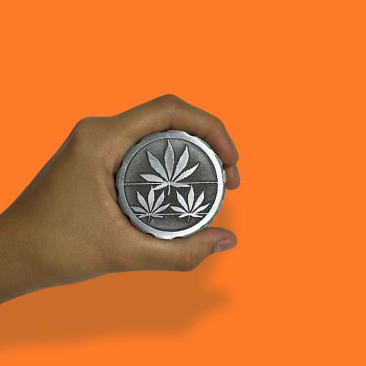 DICHAVADOR DE METAL / ZINCO CANNABIS 4 PARTES