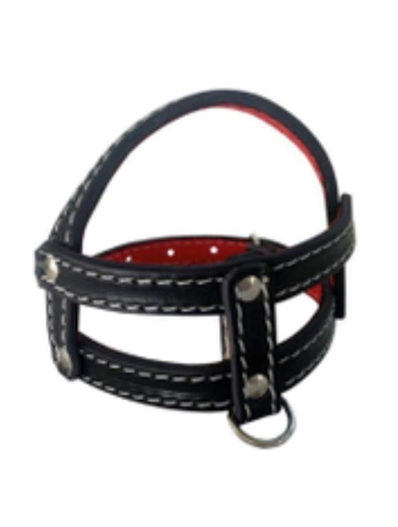 PEITORAL COURO EMBORRACHADO N 6 PRETA