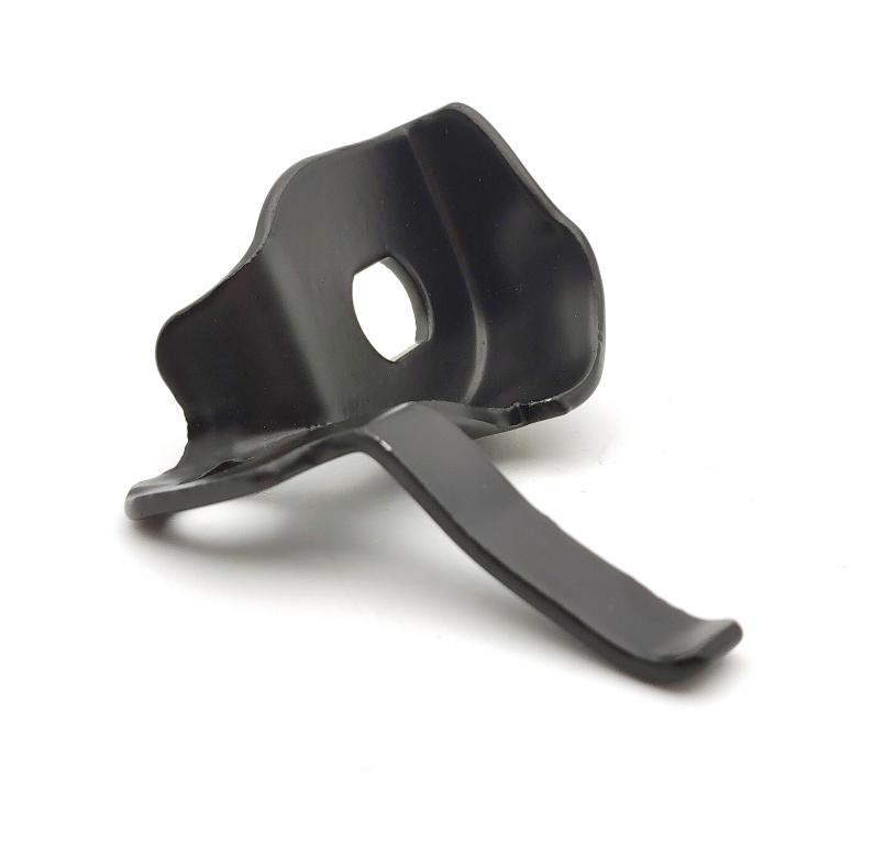 SUPORTE PISCA TRASEIRO ESQUERDO (FERRO) NXR 125-150 BROS 2013-2016 EMBUS