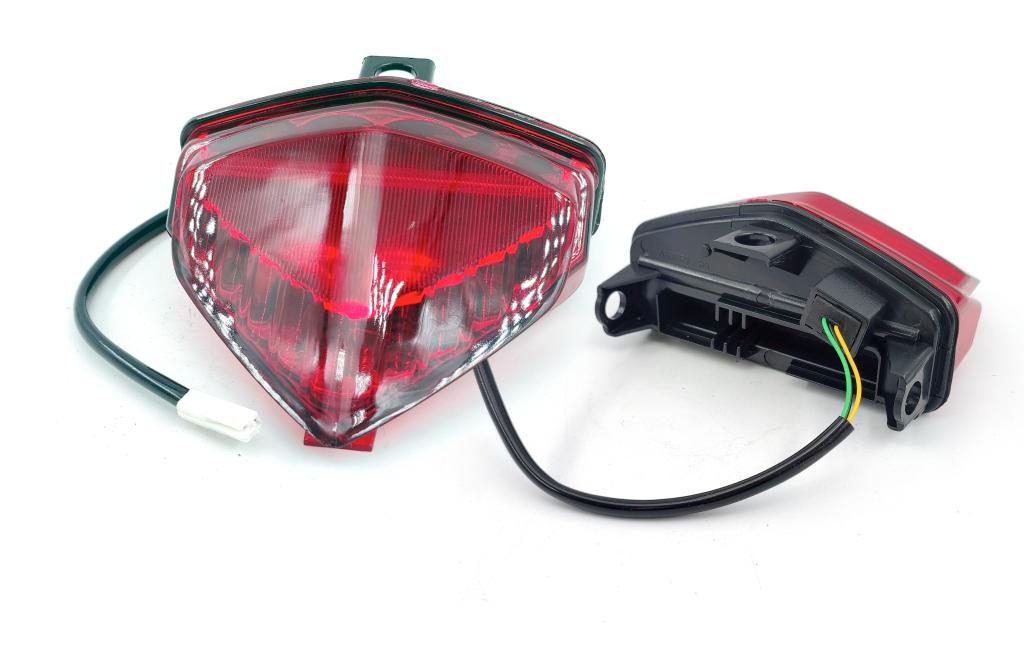 LANTERNA LED TRASEIRA COMPL. CB 600 HORNET 2012-2015 VERMELHA EMBUS