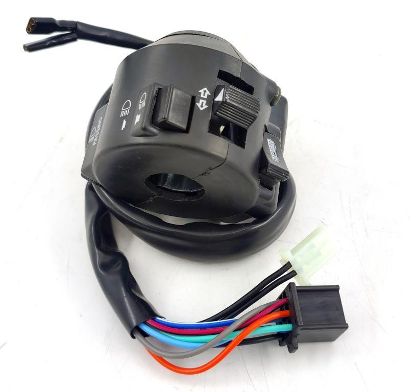 CONJ. INT. LUZ ESQ. CB 300R 2012-2015 11FIOS ILLION