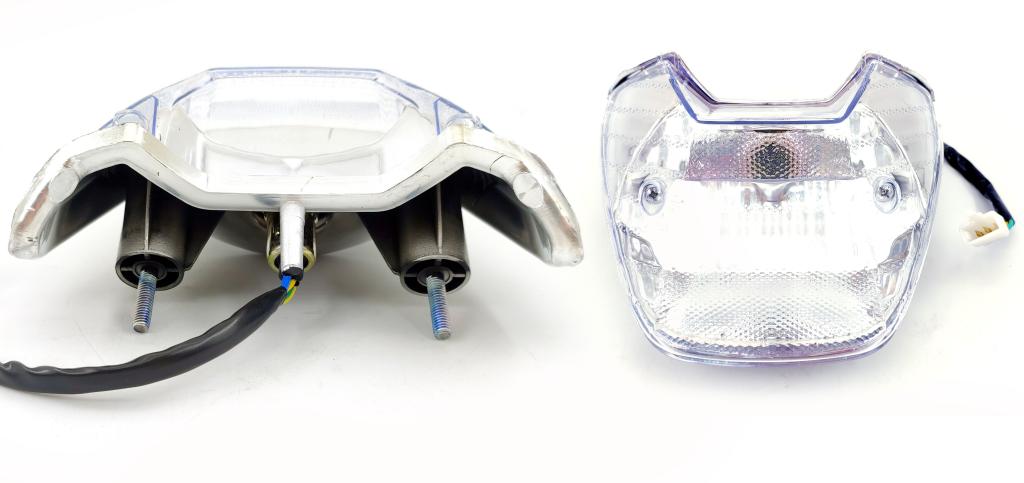 LANTERNA TRASEIRA TITAN 150 2004-2008/FAN 125 09-13 CRISTAL Com chicote EMBUS