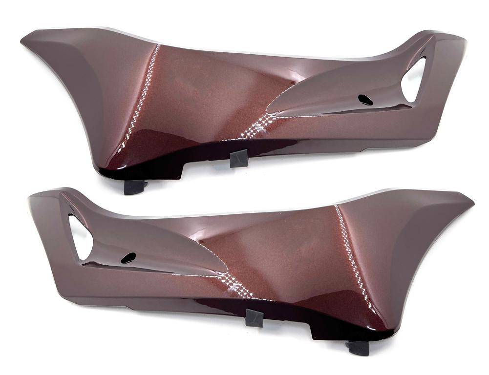 TAMPA LATERAL INFERIOR PISO PCX 150 2017-2018 MARR ON DIR/ESQ. (PAR) EMBUS