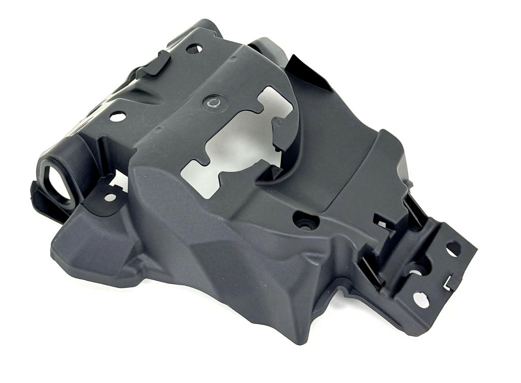 SUPORTE FAROL TRASEIRO TAMPA PAINEL PLASTICA ARANH A FZ15 23-26 PRETO EMBUS NOVIDADE