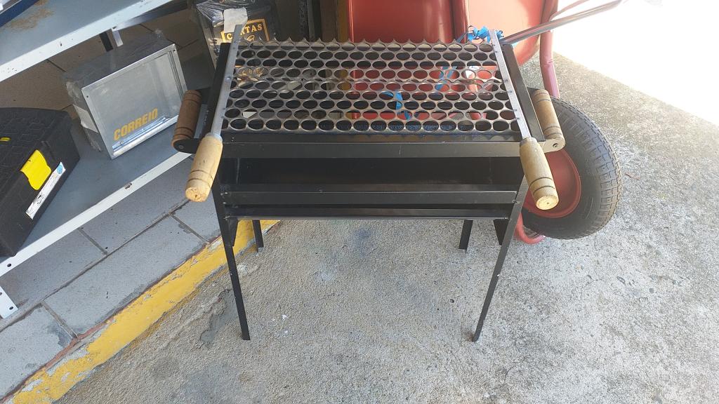 Churrasqueira Pequena