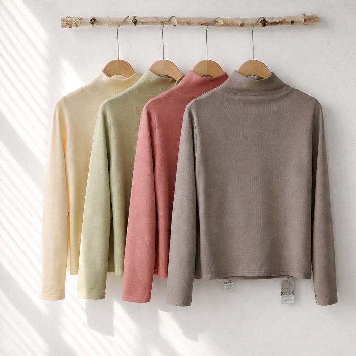J - Blusa Fem. Térmica Ref: DH-25713-A Pac c/ 24 UN Diversas Cores.