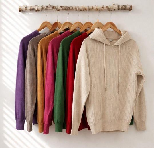 J - Blusa Fem. Ref: AH141 Pac c/ 24 UN Diversas Cores.