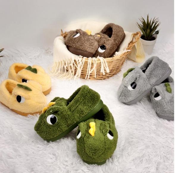 P - Pantufa Infantil Ref: CV-504 Pac c/ 24 UN Diversas Cores.