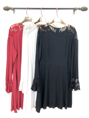 N - Vestido Curto Renda Manga Flare Ref: 1813105 Pac c/ 24 UN Diversas Cores.