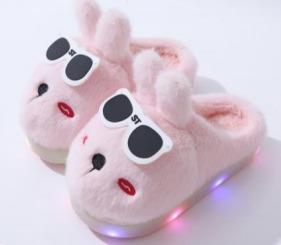 P - Pantufa Infantil com LED Ref: ST-606 Pac c/ 30 UN Diversas Cores.