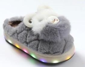 P - Pantufa Infantil com LED Ref: SF-2 Pac c/ 30 UN Diversas Cores.