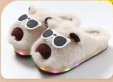 P - Pantufa Infantil com LED Ref: SF-35 Pac c/ 30 UN Diversas Cores.