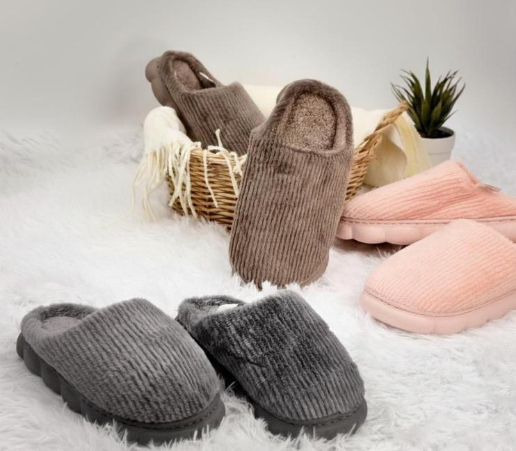 P - Pantufa Fem. Ref: CV-103 Pac c/ 30 UN Diversas Cores.
